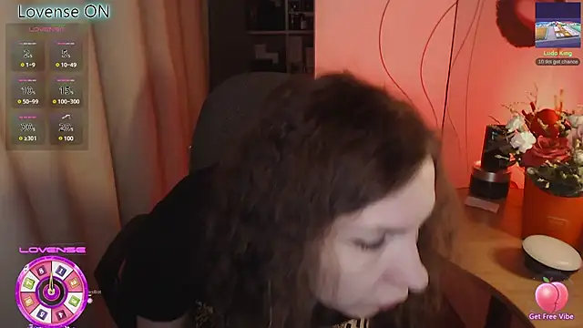 JohansonKatie online show from February 17, 8:04 pm