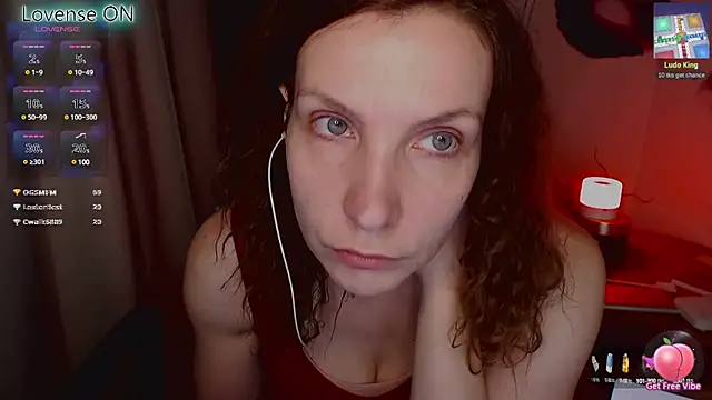 JohansonKatie online show from March 3, 9:48 pm