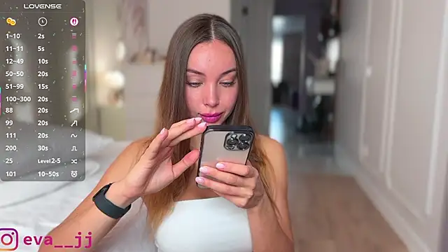 Snapshot of Eva_JJ chatting on November 6, 3:40 am Eva JJ online show from November 6, 3:40 am