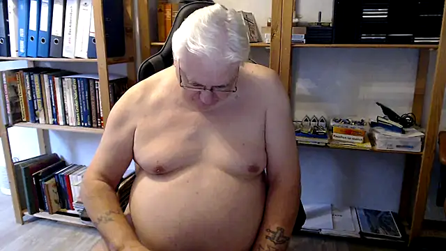 SchwanzhureXXL online show from September 9, 2:05 pm