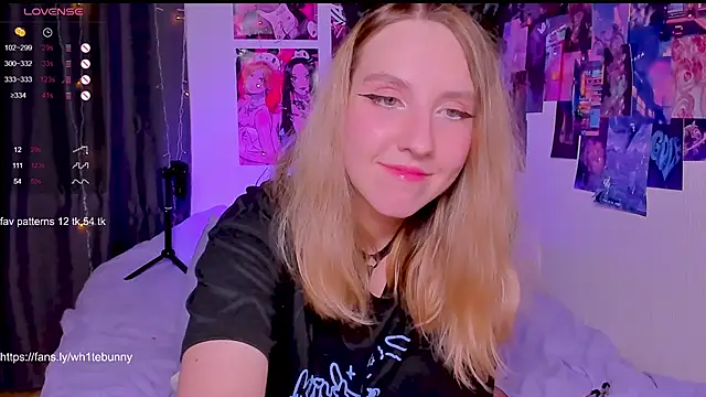 Snapshot of HotaruTomo chatting on February 22, 6:08 pm HotaruTomo online show from February 22, 6:08 pm