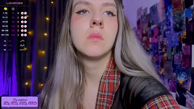 Snapshot of HotaruTomo chatting on September 13, 10:31 pm HotaruTomo online show from September 13, 10:31 pm