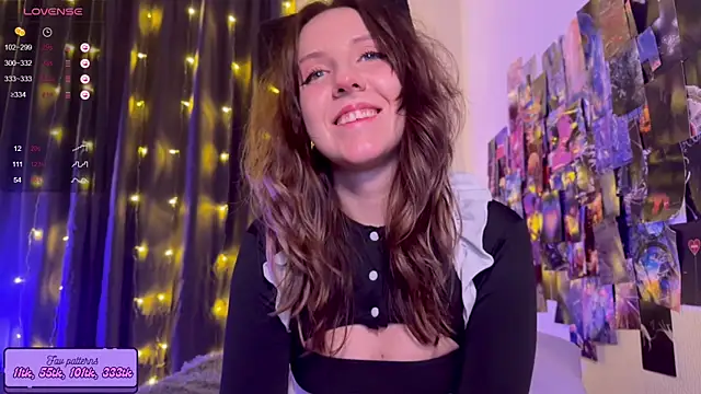 Snapshot of HotaruTomo chatting on December 21, 1:57 am HotaruTomo online show from December 21, 1:57 am