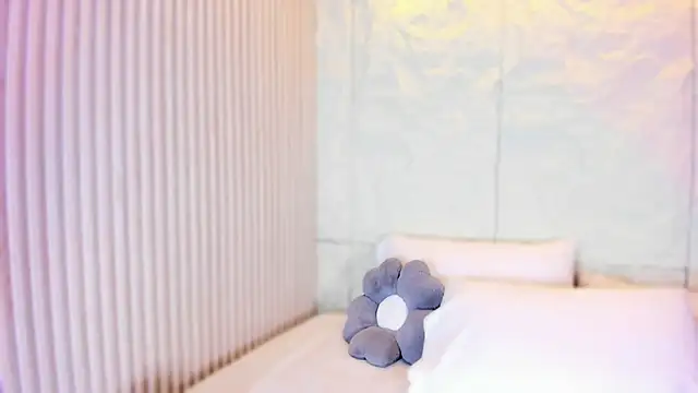 naughty flower18 online show from June 26, 7:07 pm