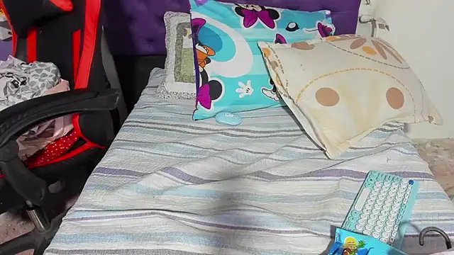 Margoth clain online show from February 23, 1:25 am