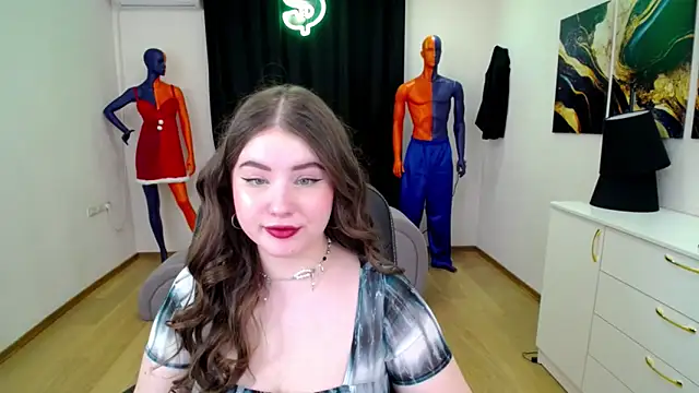 NicoleFoxery online show from February 5, 6:35 am