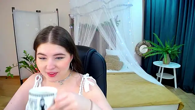 NicoleFoxery online show from March 22, 3:20 am