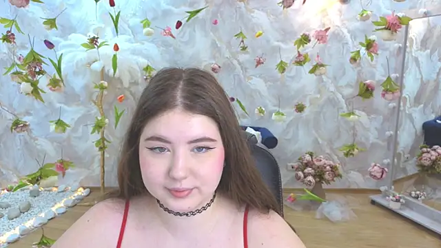 NicoleFoxery online show from May 18, 6:25 pm