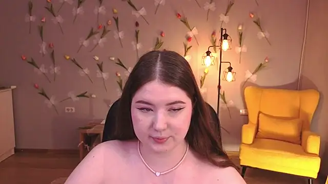 NicoleFoxery online show from June 5, 6:24 pm