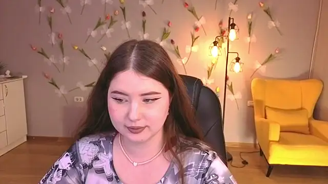 NicoleFoxery online show from June 8, 1:28 am