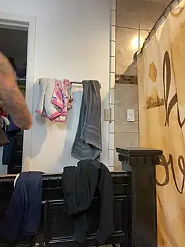 Snapshot of Prettyboiflaco chatting on February 1, 9:11 am Prettyboiflaco online show from February 1, 9:11 am