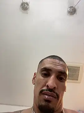 Snapshot of Prettyboiflaco chatting on February 13, 11:17 am Prettyboiflaco online show from February 13, 11:17 am