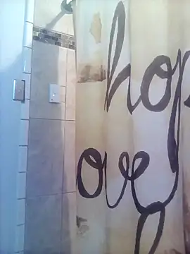 Snapshot of Prettyboiflaco chatting on February 24, 3:23 am Prettyboiflaco online show from February 24, 3:23 am