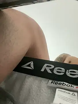 Snapshot of Prettyboiflaco chatting on February 28, 8:53 am Prettyboiflaco online show from February 28, 8:53 am