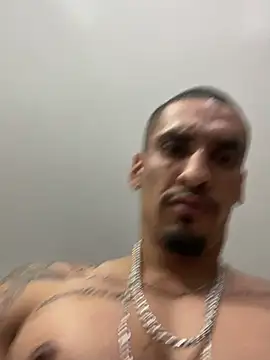 Snapshot of Prettyboiflaco chatting on March 7, 2:25 am Prettyboiflaco online show from March 7, 2:25 am