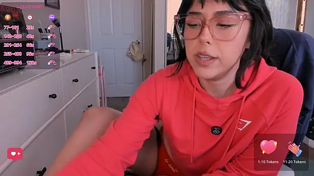 Evie-Luna online show from June 17, 11:27 pm