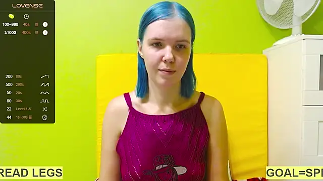 Snapshot of Ultra_Meow chatting on October 3, 7:33 pm Ultra Meow online show from October 3, 7:33 pm