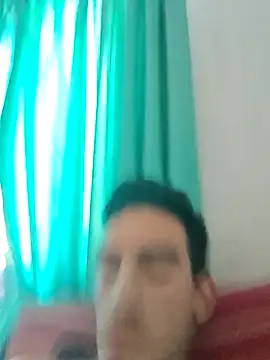 Snapshot of TommyMomentum chatting on February 2, 6:28 pm TommyMomentum online show from February 2, 6:28 pm