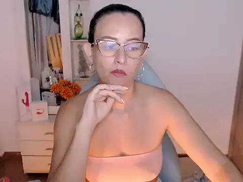 Snapshot of BOREAL_MOON chatting on June 29, 3:13 am BOREAL MOON online show from June 29, 3:13 am