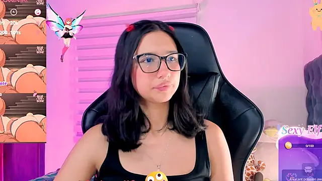 Snapshot of Luniverse chatting on January 20, 7:57 pm Luniverse online show from January 20, 7:57 pm