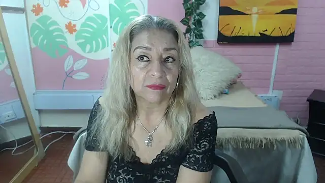 Snapshot of ZAMANTHA chatting on May 25, 3:18 pm ZAMANTHA online show from May 25, 3:18 pm