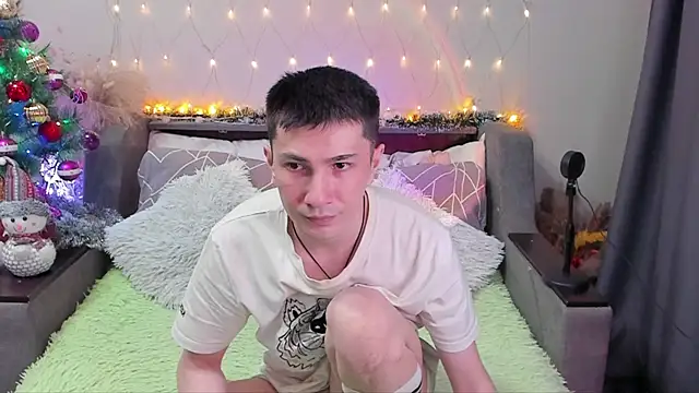 Yumi steve online show from January 9, 4:04 am