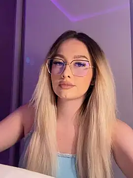 mollyxxx online show from February 18, 1:56 am