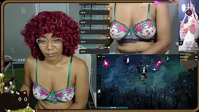 Snapshot of Cheybaaee chatting on October 10, 1:48 am Cheybaaee online show from October 10, 1:48 am