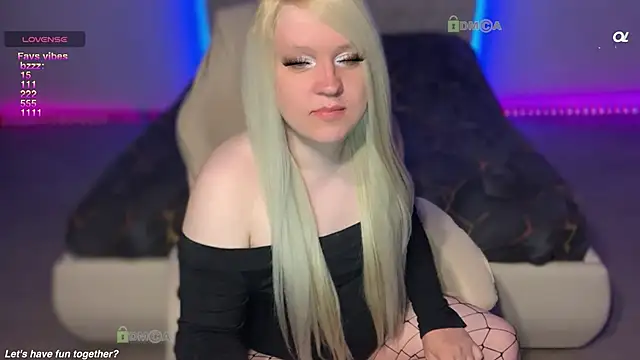 camsmiley online show from June 9, 2:56 am