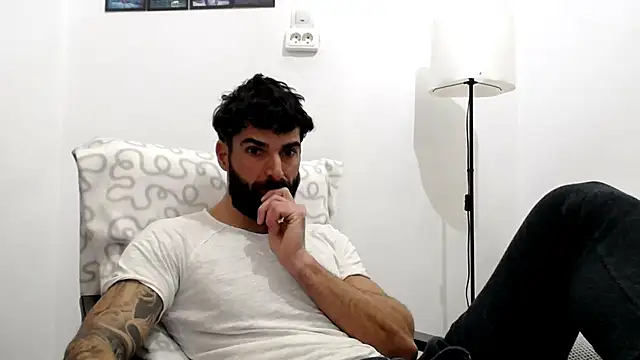 Verycutex online show from January 19, 7:01 am