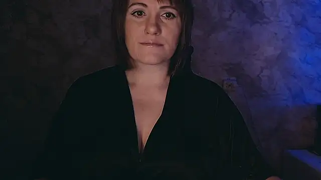 Snapshot of _letty_ chatting on January 30, 9:14 pm letty online show from January 30, 9:14 pm