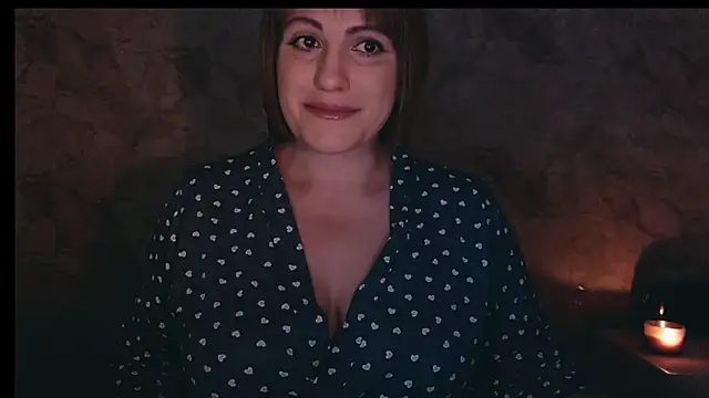 Snapshot of _letty_ chatting on November 13, 10:08 pm letty online show from November 13, 10:08 pm