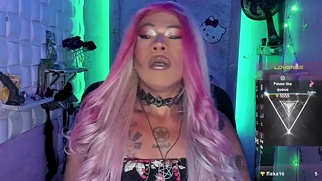 tsviolett online show from February 24, 8:58 pm