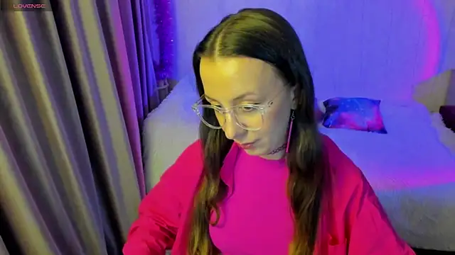 CurlySteph online show from November 9, 3:54 pm