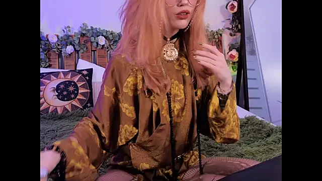 Snapshot of Nymph_Eva chatting on January 9, 8:22 pm Nymph Eva online show from January 9, 8:22 pm