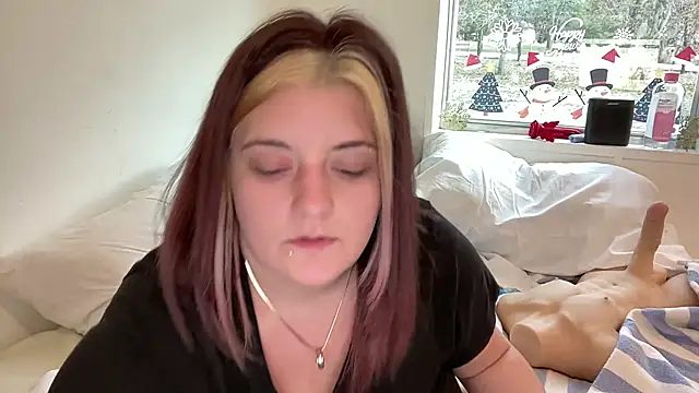 Snapshot of magicsparkles chatting on December 28, 4:41 pm magicsparkles online show from December 28, 4:41 pm