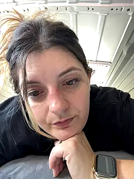 Snapshot of magicsparkles chatting on October 1, 6:36 pm magicsparkles online show from October 1, 6:36 pm