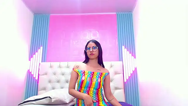 Snapshot of Dona_and_Carl chatting on December 11, 7:31 am Dona and Carl online show from December 11, 7:31 am