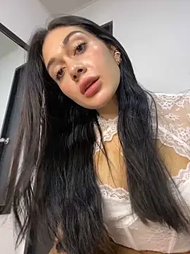 Snapshot of LaanaCooper chatting on March 14, 1:24 pm LaanaCooper online show from March 14, 1:24 pm