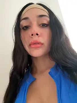 Snapshot of LaanaCooper chatting on September 9, 6:18 pm LaanaCooper online show from September 9, 6:18 pm