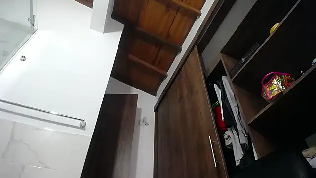 Snapshot of fisting_room chatting on September 11, 9:15 pm fisting room online show from September 11, 9:15 pm