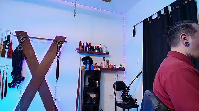 boy n girl online show from December 13, 7:21 pm