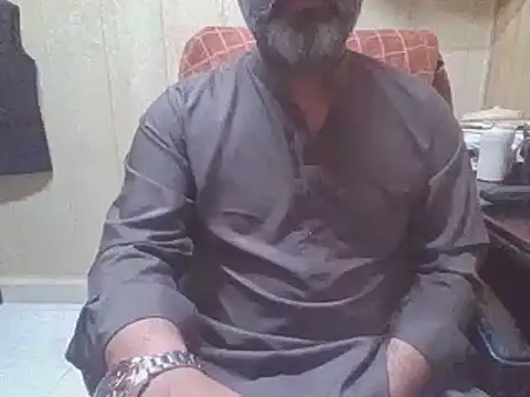 hairymaster95 online show from June 27, 4:28 am