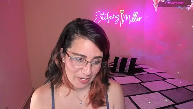 Snapshot of stefany_miller77 chatting on January 29, 4:41 pm stefany miller77 online show from January 29, 4:41 pm