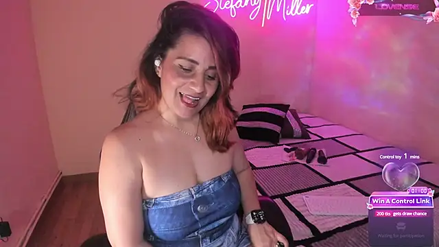 Snapshot of stefany_miller77 chatting on February 14, 10:59 am stefany miller77 online show from February 14, 10:59 am