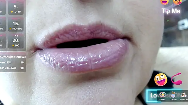 Snapshot of Kerly_Doll chatting on January 21, 10:08 pm Kerly Doll online show from January 21, 10:08 pm