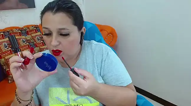 Snapshot of Kerly_Doll chatting on February 13, 9:17 pm Kerly Doll online show from February 13, 9:17 pm