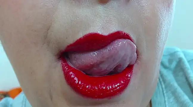 Snapshot of Kerly_Doll chatting on February 14, 12:19 am Kerly Doll online show from February 14, 12:19 am