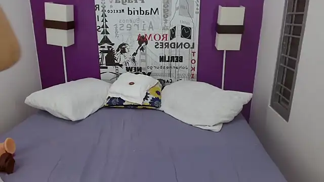 Snapshot of Kerly_Doll chatting on February 14, 4:20 pm Kerly Doll online show from February 14, 4:20 pm