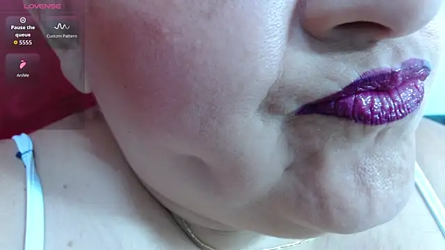 Kerly Doll online show from April 28, 5:29 pm